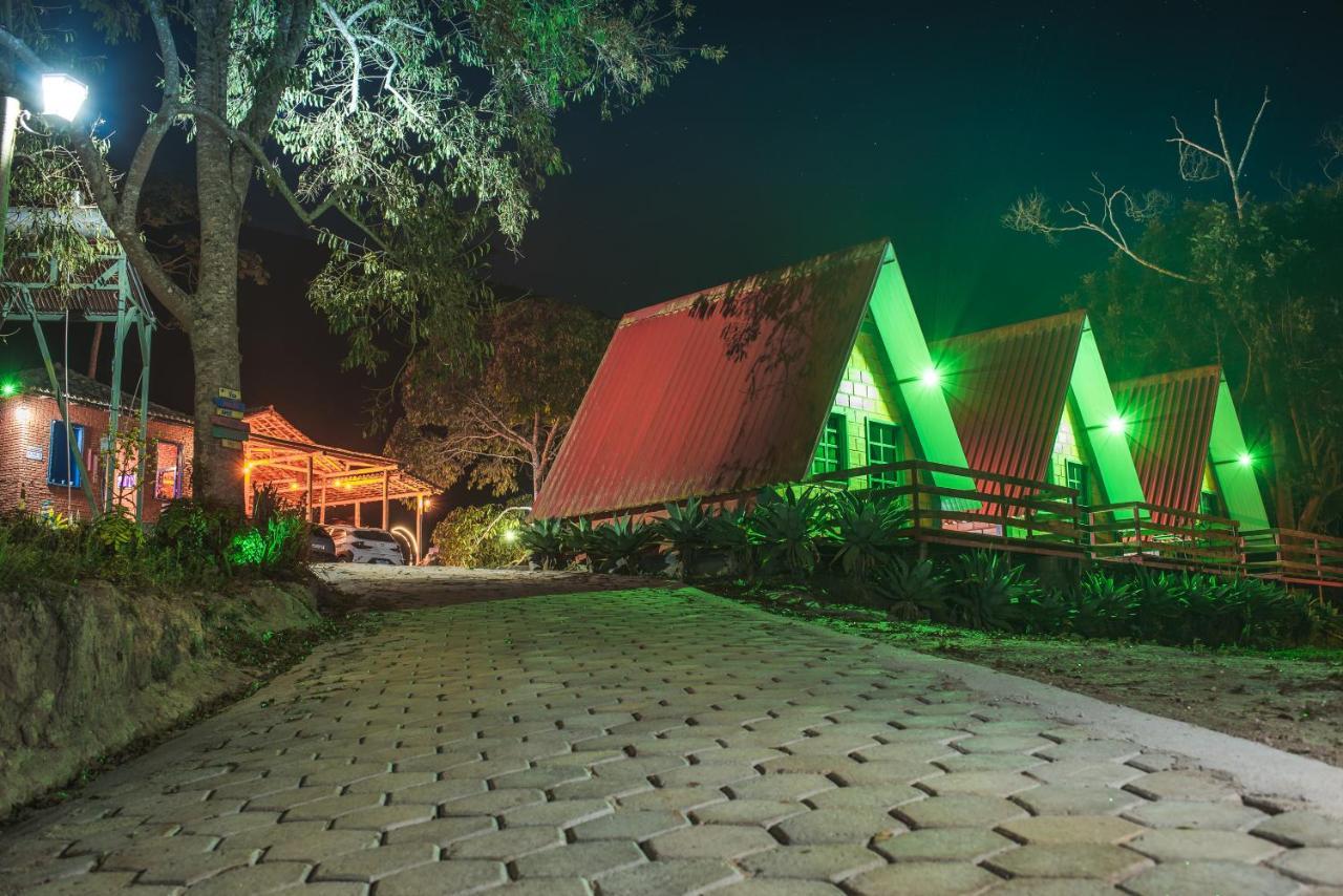 Pousada Recanto Da Lua Hotel Caparao Velho Bagian luar foto