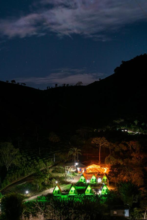 Pousada Recanto Da Lua Hotel Caparao Velho Bagian luar foto